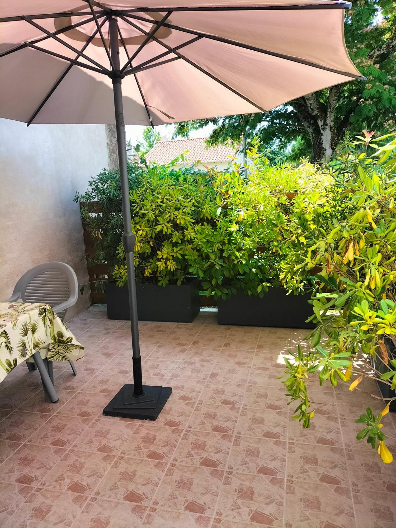 Agreable Maison De Vacances En Charente-Maritime Arvert Екстериор снимка